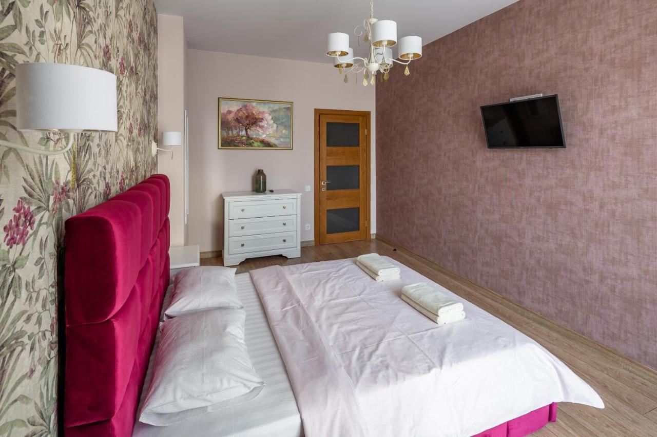 Apartament Romari Гнатюка 3 Lwów Zewnętrze zdjęcie